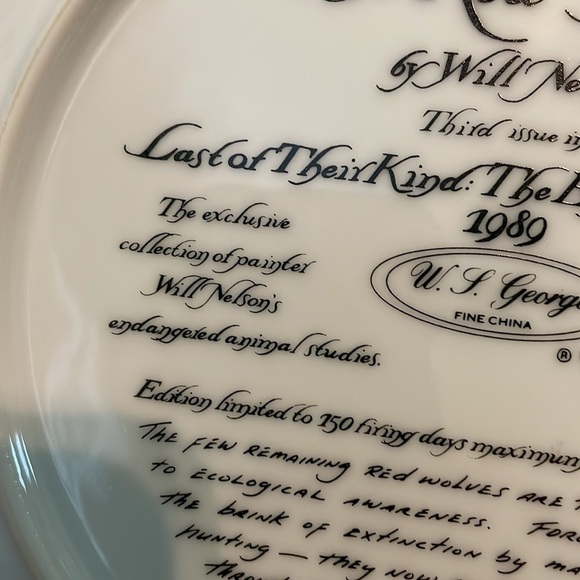 The Red Wolf Will Nelson Vintage Last of Their Kind: Endangered Species Plate - Picture 10 of 16